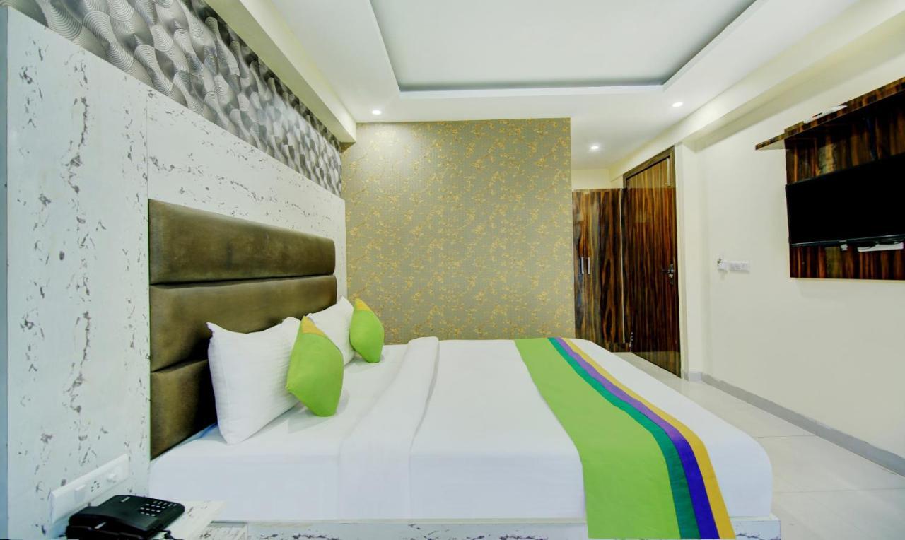 Treebo Trend Smart Signature New Delhi Exterior photo